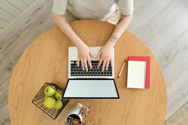Pourquoi la livraison de panier de fruits au travail motive vos équipes chaque jour ?